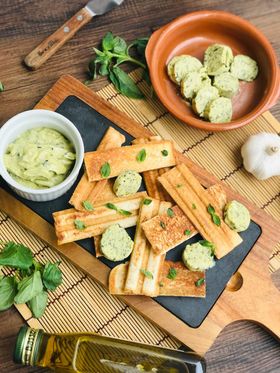 Roasted Garlic Pesto Butter