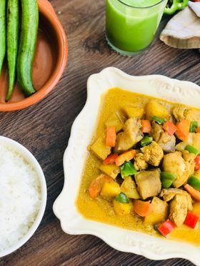 Chicken Curry with Boiled Okra and Tropical Quencher Juice