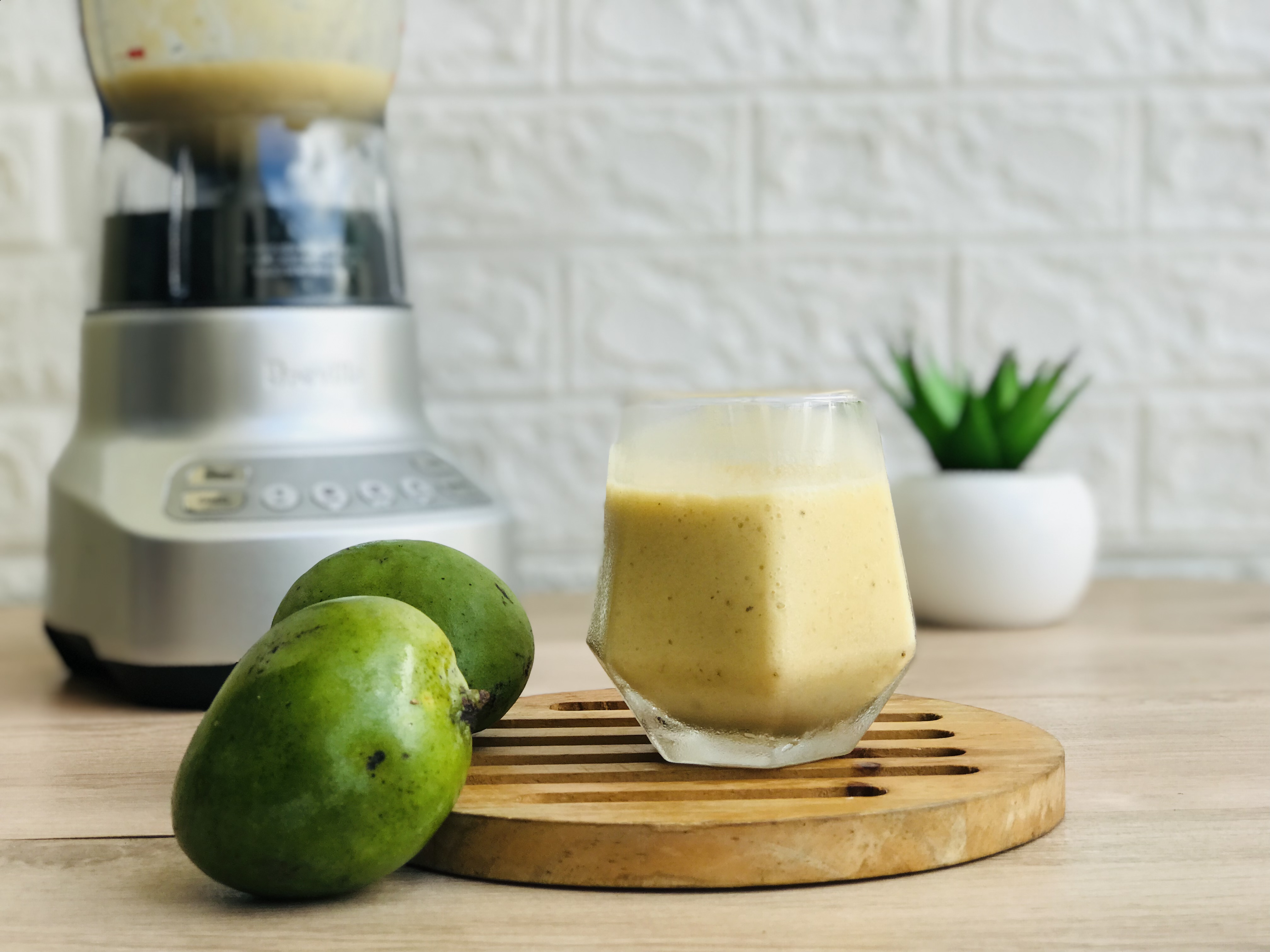Green Mango Smoothie