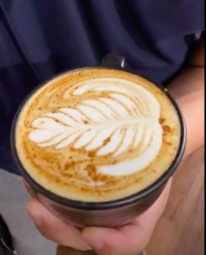 Cinnamon Oat Milk Latté